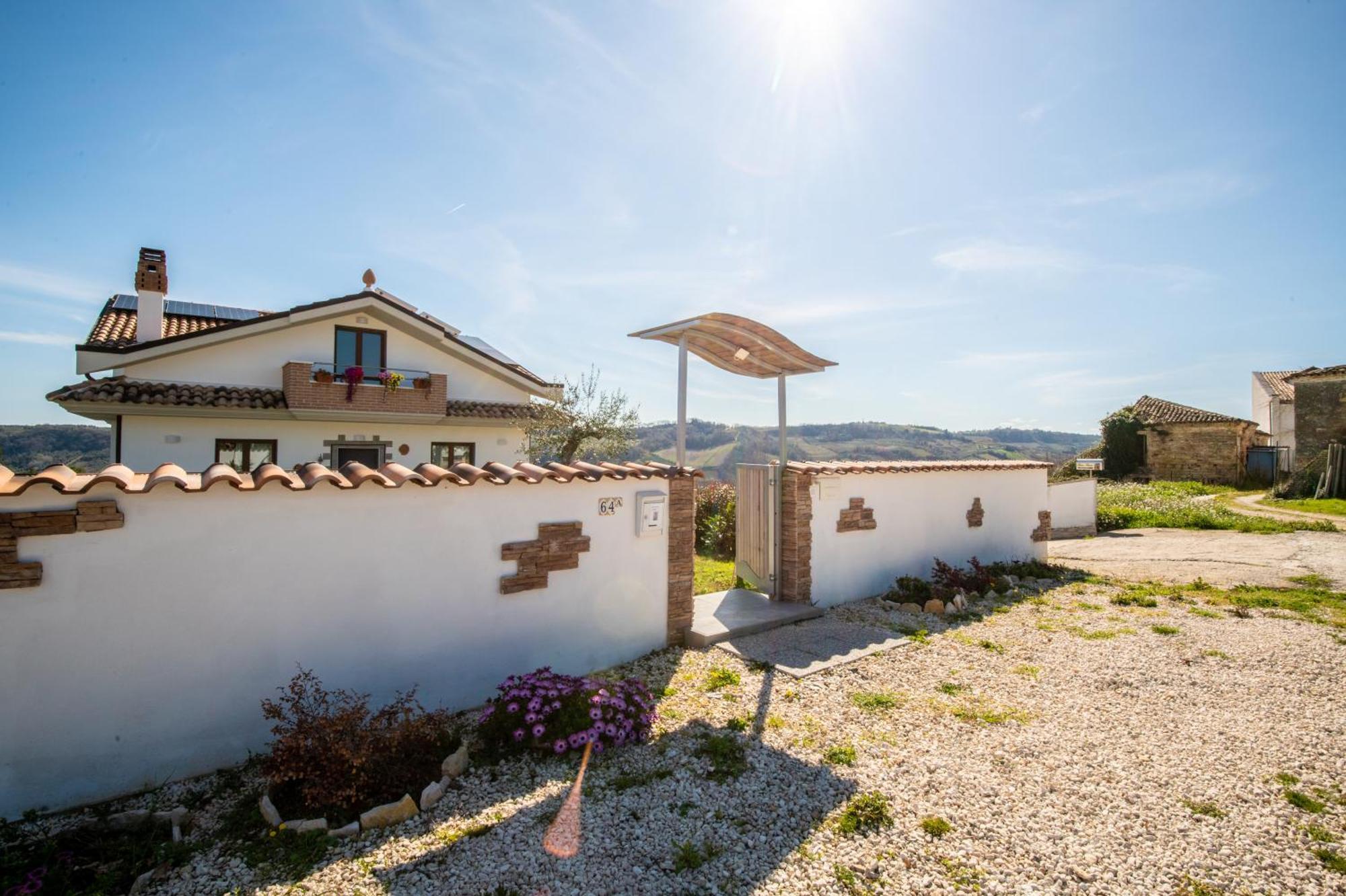 Villa Mastro Oleario 5 Dal Mare 30 Dai Monti Torrevecchia Teatina Exterior photo